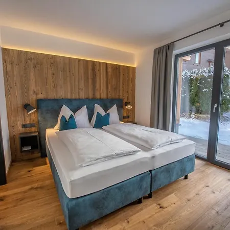 Chalet's DAS DORF Wald im Pinzgau Buitenkant foto