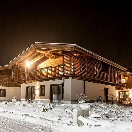Chalet's DAS DORF Wald im Pinzgau Buitenkant foto